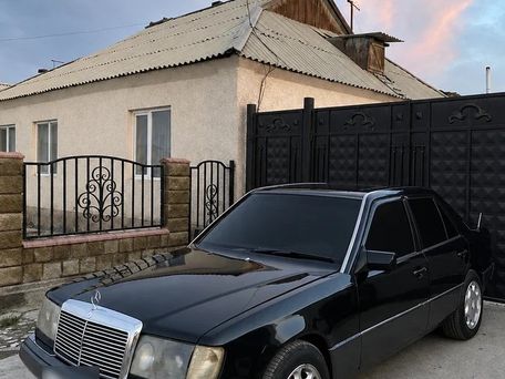 Mercedes-Benz W124, 1992 — 照片 1