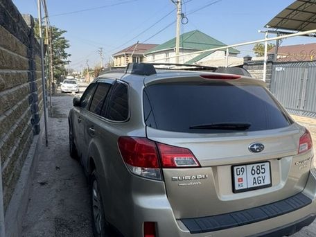 Subaru Outback, 2010 — photo 3