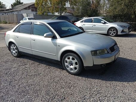 Audi A4, 2002 — 照片 3