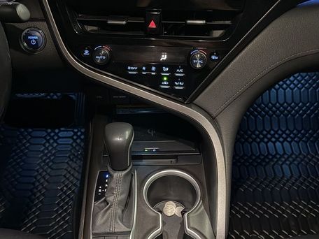 Toyota Camry, 2021 — фото 13