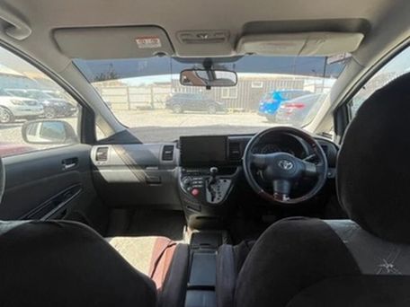 Toyota Wish, 2003 — photo 7