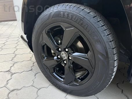 Toyota RAV4, 2022 — сүрөт 11
