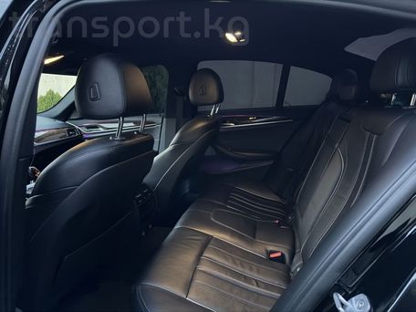BMW 5 Series, 2018 — сүрөт 12