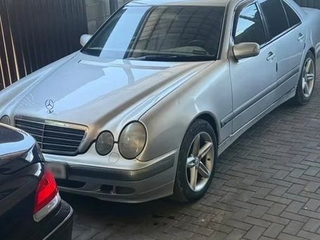 Mercedes-Benz E-Класс, 1999 — photo 3