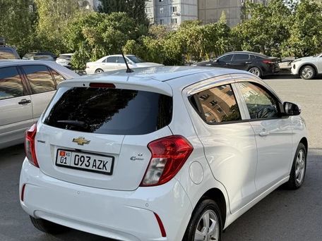 Chevrolet Spark, 2017 — фото 4