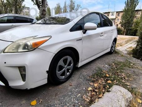 Toyota Prius, 2012 — 照片 1