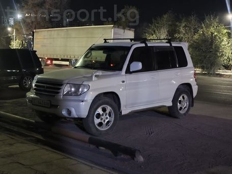 Mitsubishi Pajero iO, 2003 — сүрөт 3