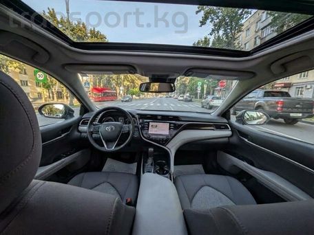 Toyota Camry, 2020 — photo 6