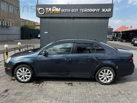 Volkswagen Jetta, 2010 — photo 3