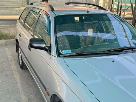 Toyota Corolla, 2002 — 照片 11