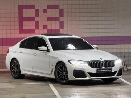 BMW 5 серии, 2021 — 照片 1