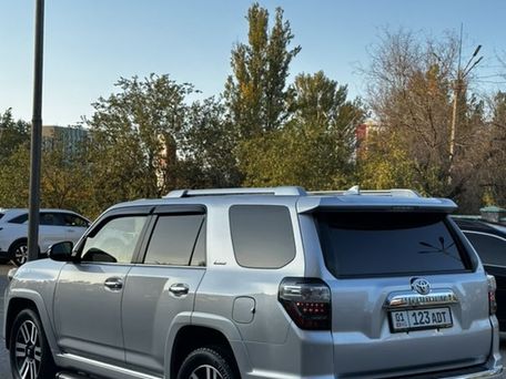 Toyota 4Runner, 2019 — сүрөт 6