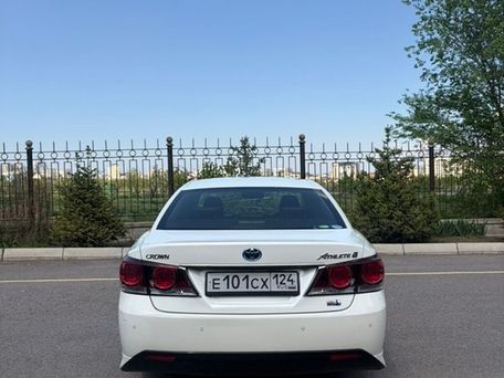 Toyota Crown, 2016 — 照片 8