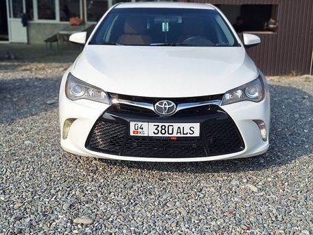 Toyota Camry, 2015 — 照片 1