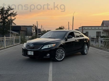 Toyota Camry, 2011