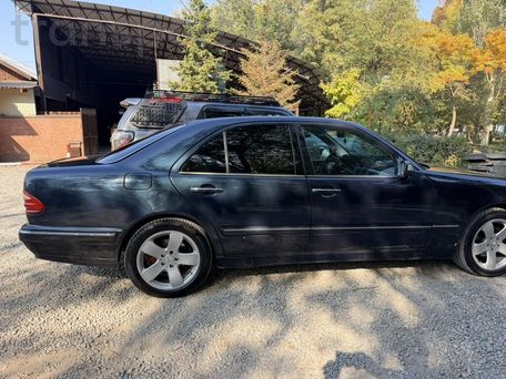 Mercedes-Benz E-Класс, 2001 — сүрөт 4