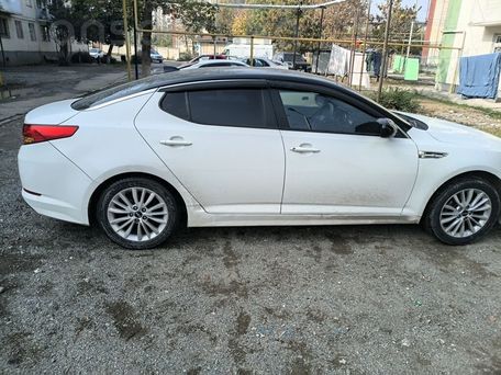 Kia K5, 2011 — 照片 2