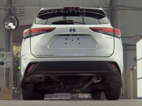 Toyota Highlander, 2022 — photo 7