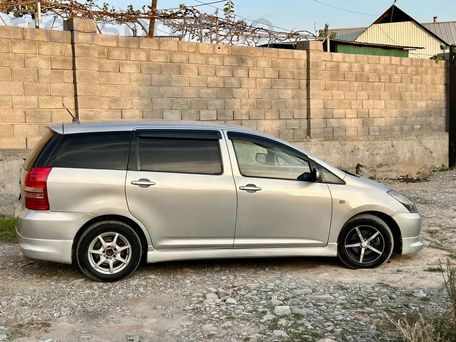 Toyota Wish, 2003 — сүрөт 2