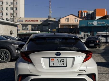 Toyota C-HR, 2021 — сүрөт 10