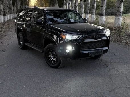 Toyota 4Runner, 2018 — фото 2
