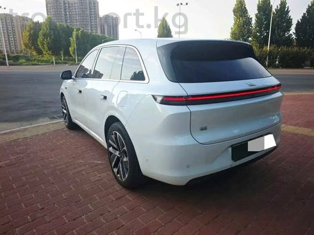 Li Auto (Lixiang) L6, 2025 — 照片 4