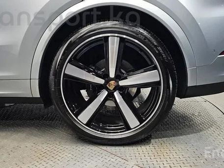 Porsche Cayenne, 2024 — 照片 5