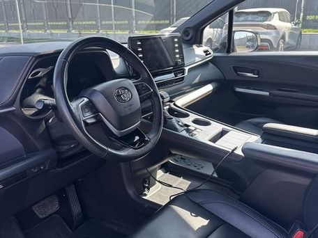 Toyota Sienna, 2022 — сүрөт 8