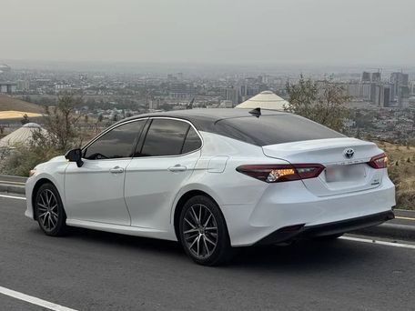 Toyota Camry, 2021 — сүрөт 4