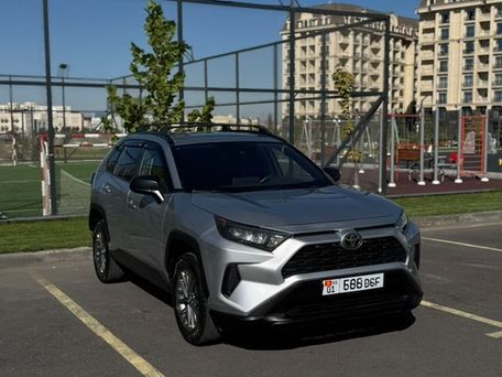 Toyota RAV4, 2019 — фото 2