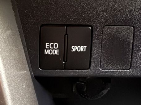 Toyota RAV4, 2018 — 照片 12