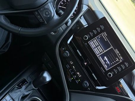 Toyota Camry, 2022 — photo 7