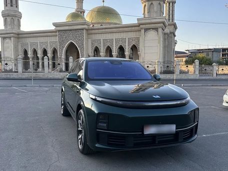 Li Auto (Lixiang) L7, 2024 — 照片 1