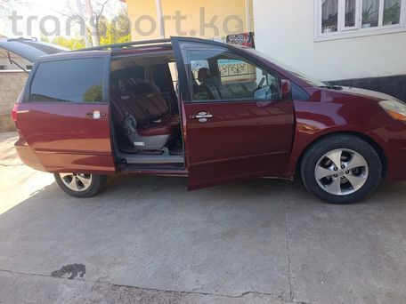 Toyota Sienna, 2008 — photo 2