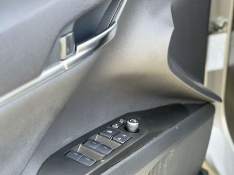 Toyota Camry, 2022 — сүрөт 12
