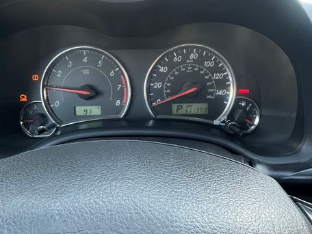 Toyota Corolla, 2011 — 照片 11
