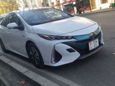 Toyota Prius, 2020 — 照片 1