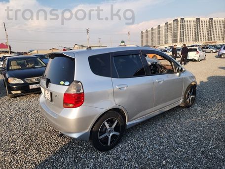 Honda Fit, 2004 — photo 3