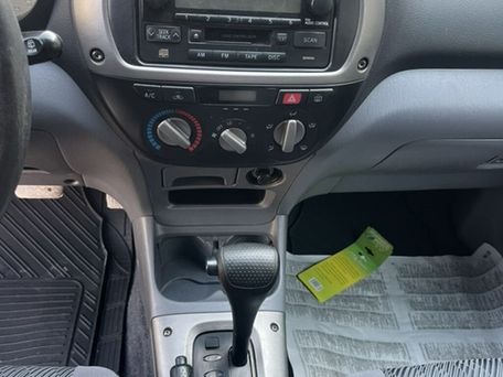 Toyota RAV4, 2002 — photo 9