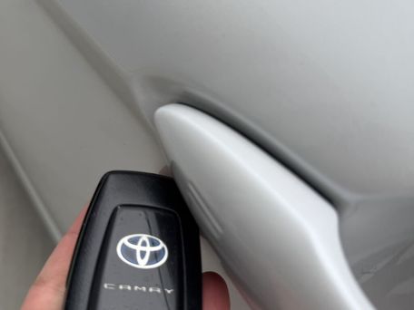 Toyota Camry, 2022 — фото 11