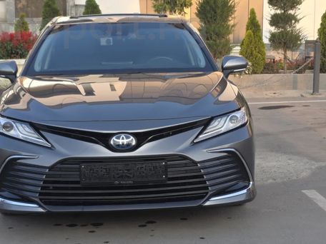 Toyota Camry, 2021 — photo 2