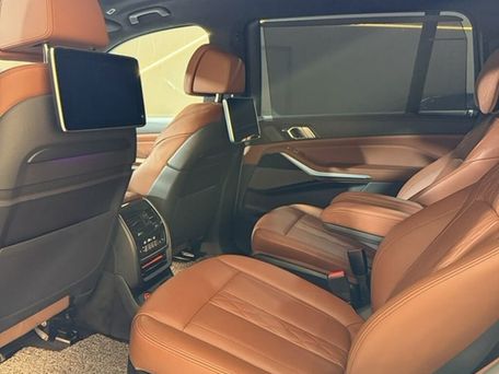 BMW X7, 2022 — сүрөт 13