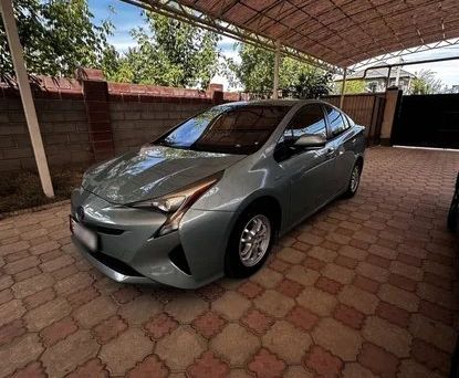 Toyota Prius, 2017 — фото 1