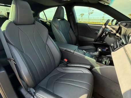Lexus ES, 2021 — photo 8