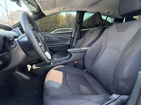 Toyota Prius, 2017 — фото 8
