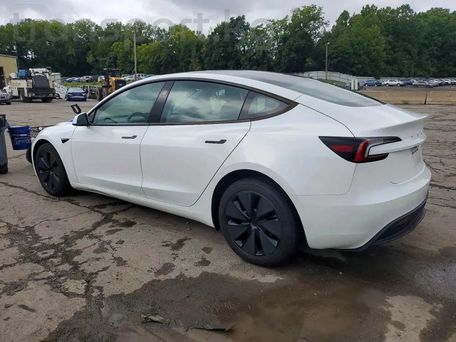 Tesla Model 3, 2025 — сүрөт 2