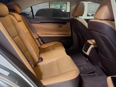 Lexus ES, 2017 — 照片 12