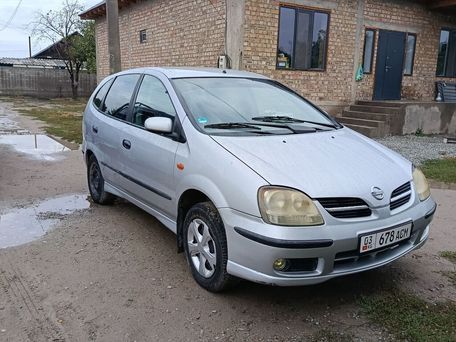 Nissan Almera Tino, 2026 — 照片 1