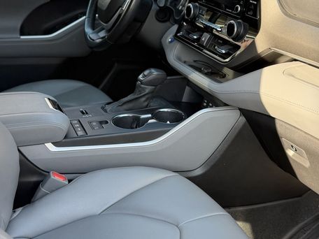 Toyota Highlander, 2022 — photo 15