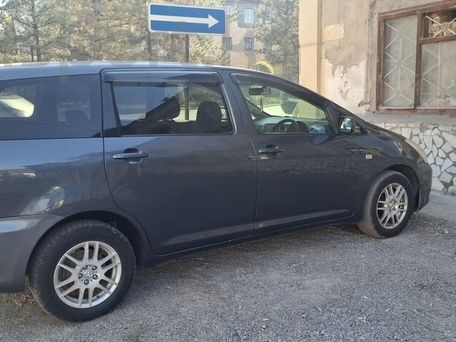 Toyota Wish, 2003 — photo 8